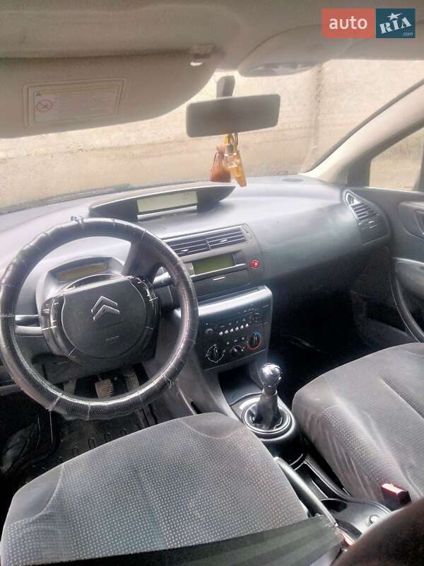 Хэтчбек Citroen C4 2006 в Ровно
