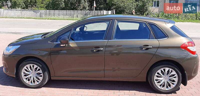 Хэтчбек Citroen C4 2014 в Борисполе