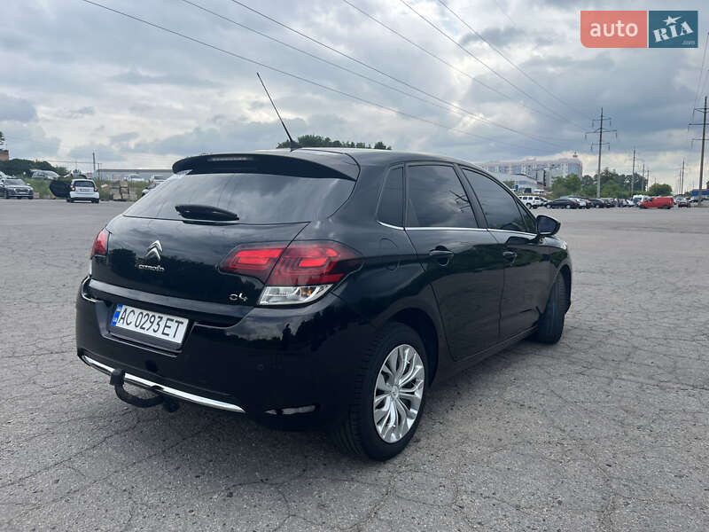 Хэтчбек Citroen C4 2017 в Полтаве