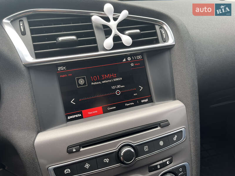 Хэтчбек Citroen C4 2017 в Полтаве