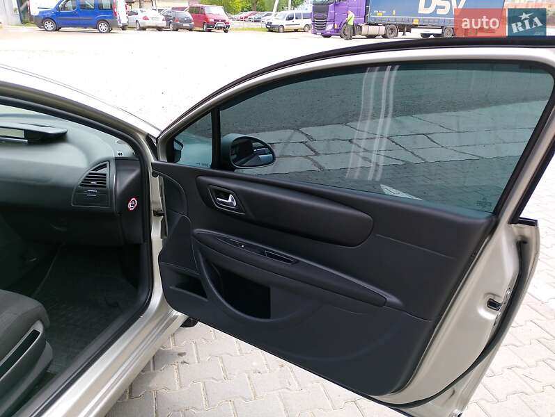 Купе Citroen C4 2008 в Черновцах