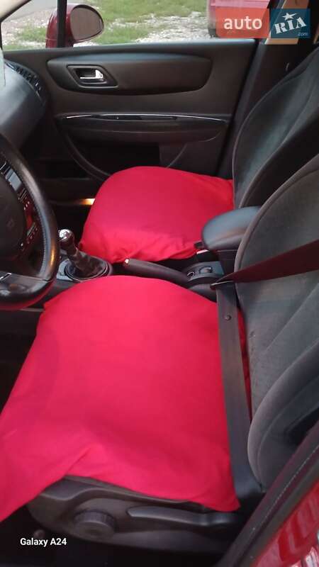 Хэтчбек Citroen C4 2009 в Ильинцах