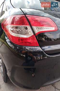 Хетчбек Citroen C4 2012 в 