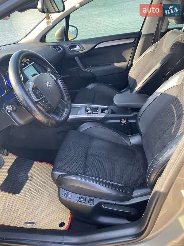 Хэтчбек Citroen C4 2012 в Одессе фото 6 Хэтчбек Citroen C4 2012 в Одессе