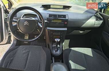 Хэтчбек Citroen C4 2007 в 