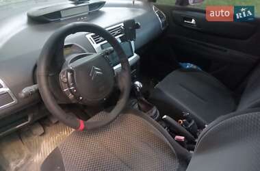 Хетчбек Citroen C4 2006 в 