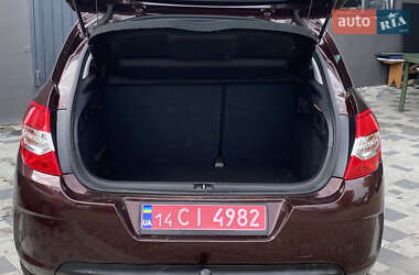 Хэтчбек Citroen C4 2011 в 