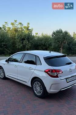 Хэтчбек Citroen C4 2012 в 
