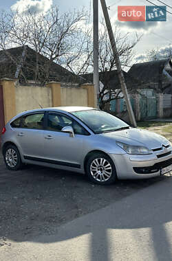 Хэтчбек Citroen C4 2004 в 