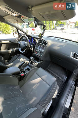 Хэтчбек Citroen C4 2012 в 