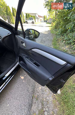 Хэтчбек Citroen C4 2012 в 