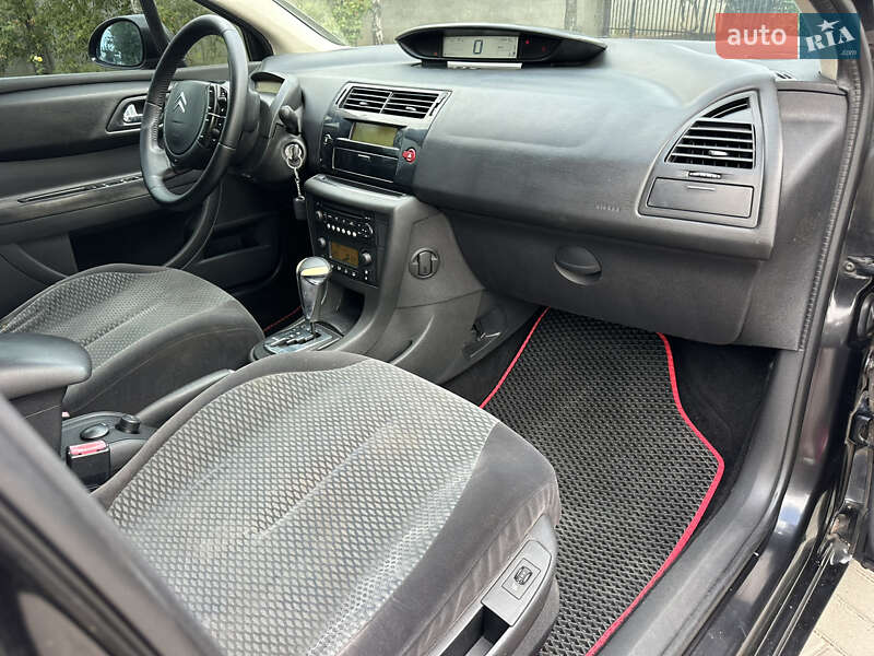 Хэтчбек Citroen C4 2006 в Кропивницком