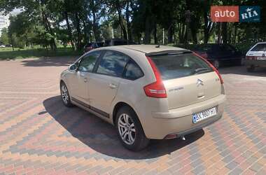 Хэтчбек Citroen C4 2005 в 