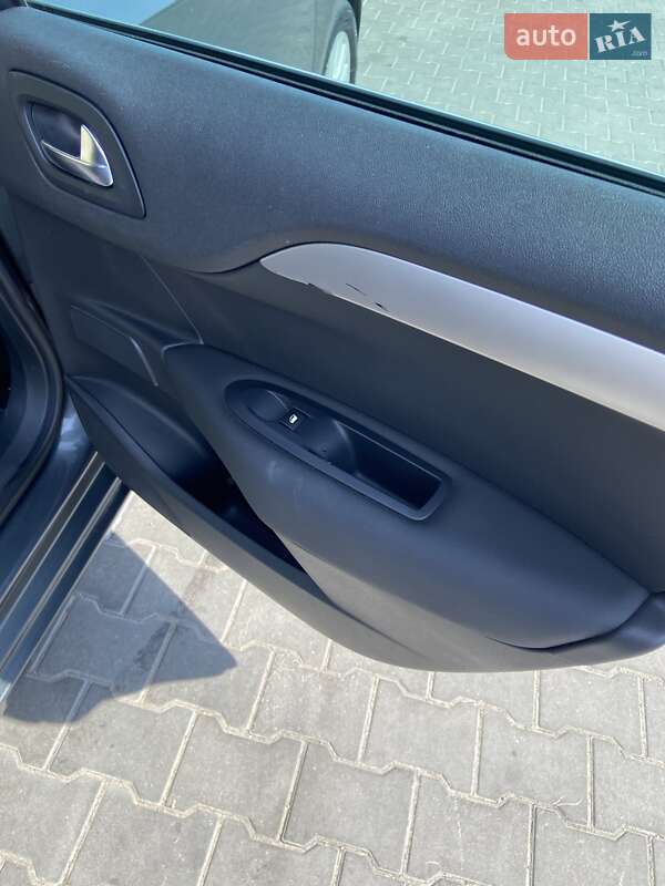 Хэтчбек Citroen C4 2012 в Полтаве