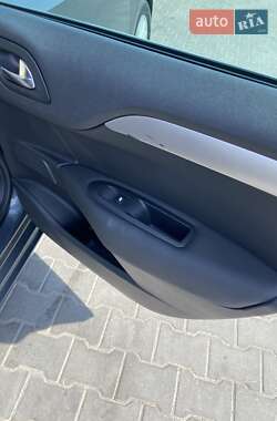 Хэтчбек Citroen C4 2012 в 