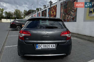 Хэтчбек Citroen C4 2012 в 