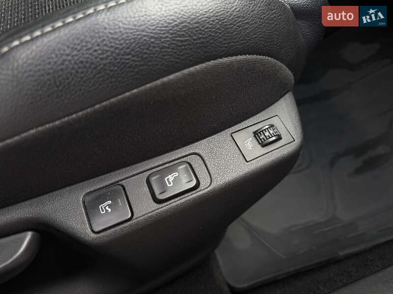 Хетчбек Citroen C4 2012 в Львові фото 16 Хетчбек Citroen C4 2012 в Львові