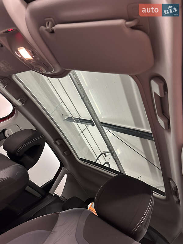 Хэтчбек Citroen C4 2011 в Ужгороде