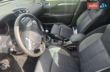 Хэтчбек Citroen C4 2012 в 