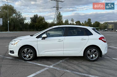 Хэтчбек Citroen C4 2014 в 