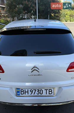Хэтчбек Citroen C4 2013 в 