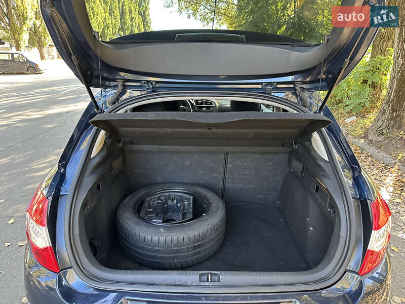 Хетчбек Citroen C4 2012 в Києві