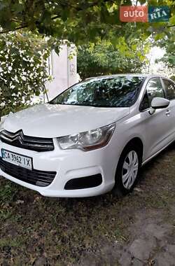 Хэтчбек Citroen C4 2014 в Смеле