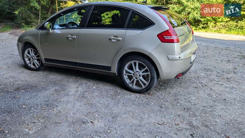 Хэтчбек Citroen C4 2006 в Галиче