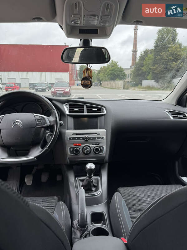 Хэтчбек Citroen C4 2016 в Тернополе