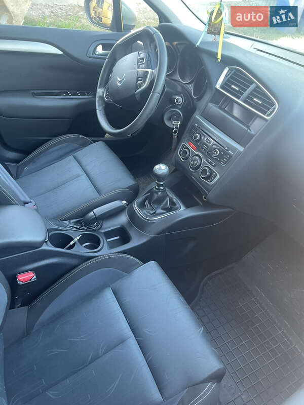 Хэтчбек Citroen C4 2011 в Самборе фото 10 Хэтчбек Citroen C4 2011 в Самборе