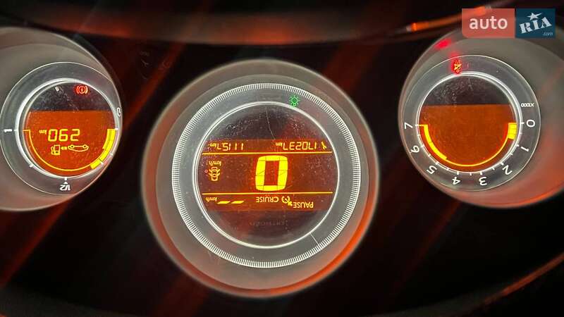 Хэтчбек Citroen C4 2013 в Киеве