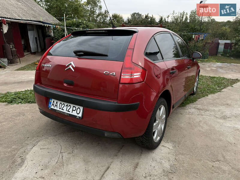 Хэтчбек Citroen C4 2006 в Прилуках