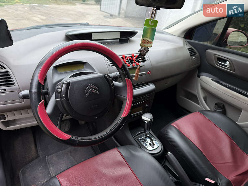 Хэтчбек Citroen C4 2006 в Прилуках