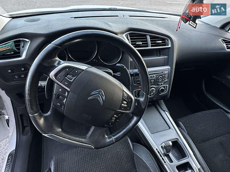 Хэтчбек Citroen C4 2012 в Ровно