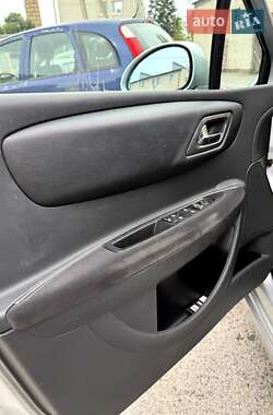 Хэтчбек Citroen C4 2005 в 