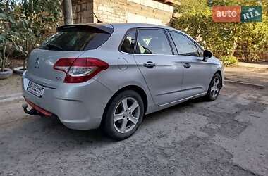 Хэтчбек Citroen C4 2011 в 