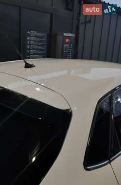 Седан Citroen C4 2012 в  фото 2 Седан Citroen C4 2012 в