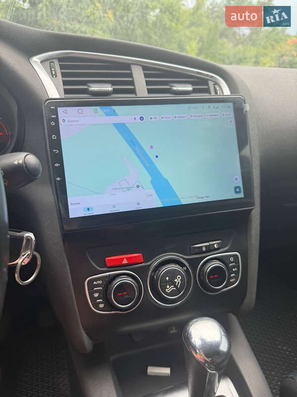 Хэтчбек Citroen C4 2012 в Каменец-Подольском