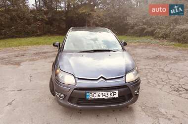 Хэтчбек Citroen C4 2009 в 