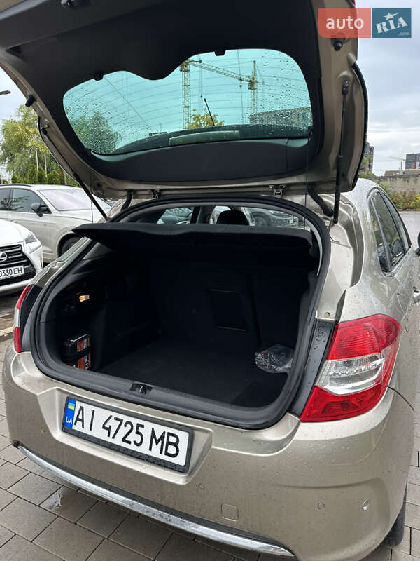 Хетчбек Citroen C4 2011 в Ужгороді фото 8 Хетчбек Citroen C4 2011 в Ужгороді