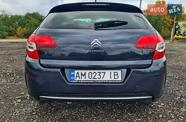 Хэтчбек Citroen C4 2011 в 