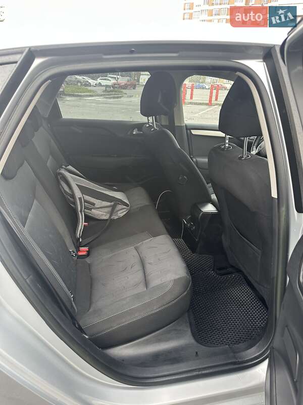 Хэтчбек Citroen C4 2014 в Львове