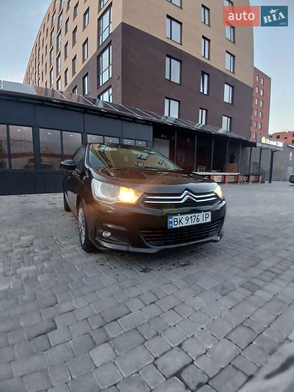 Хетчбек Citroen C4 2012 в Нетішині