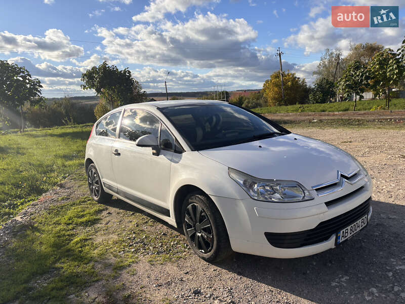 Купе Citroen C4 2008 в 