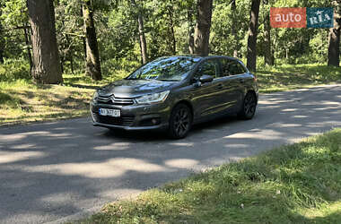 Хэтчбек Citroen C4 2012 в 