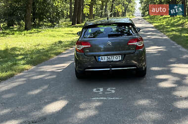 Хэтчбек Citroen C4 2012 в 