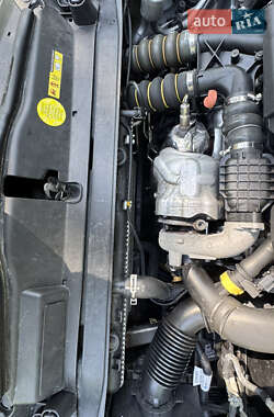 Хэтчбек Citroen C4 2012 в 