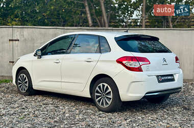 Хэтчбек Citroen C4 2012 в 