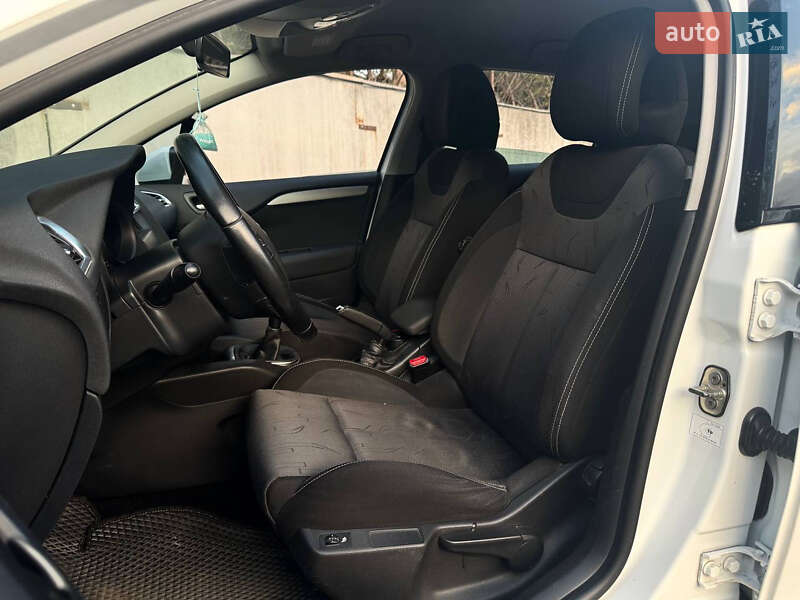 Хетчбек Citroen C4 2012 в Києві