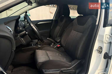 Хэтчбек Citroen C4 2012 в 